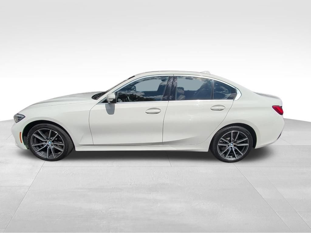 Used 2019 BMW 330i xDrive Sedan w/ Convenience Package AWD/4WD image 2