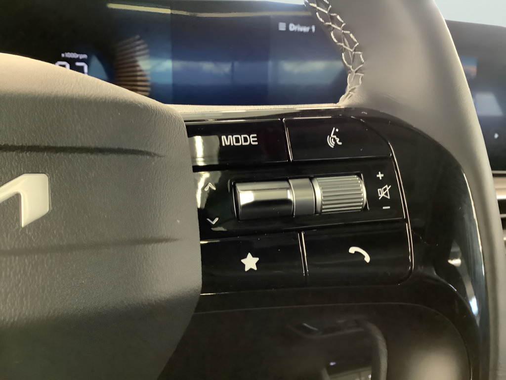 Certified 2026 Kia Sorento X-Line EX AWD/4WD image 25