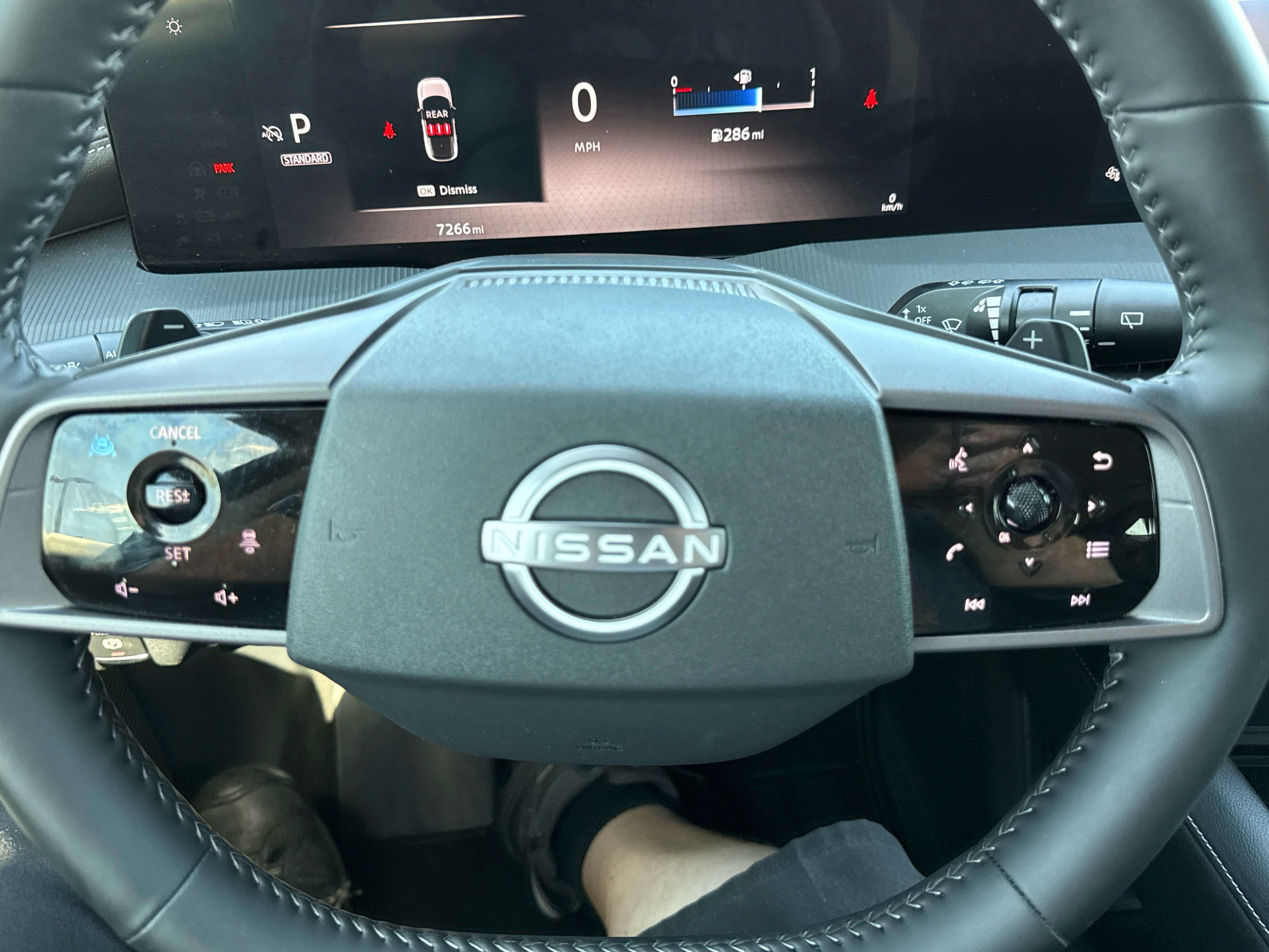 Used 2025 Nissan Murano SV AWD/4WD image 26