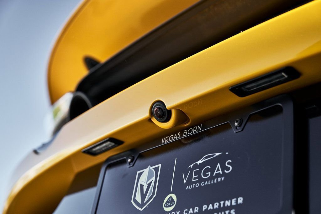 Used 2019 McLaren 720S RWD image 17