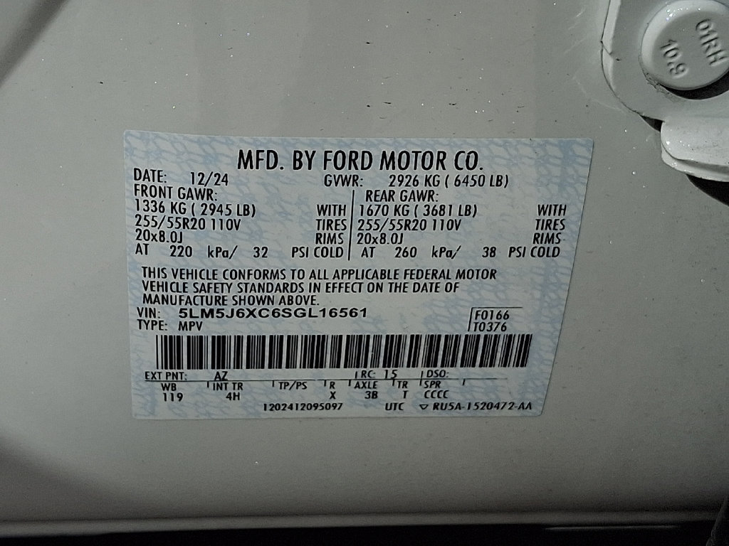 Used 2025 Lincoln Aviator AWD image 30