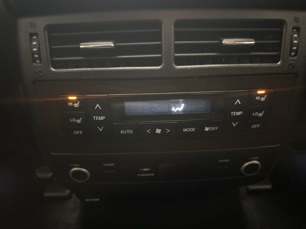 Used 2016 Toyota Land Cruiser AWD/4WD image 24