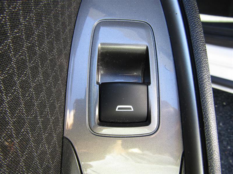 Used 2023 Chevrolet Malibu LT image 25