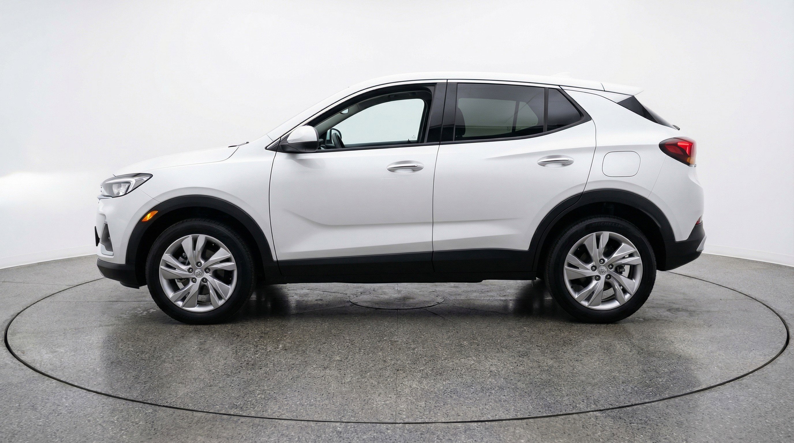 Used 2025 Buick Encore GX Preferred image 5