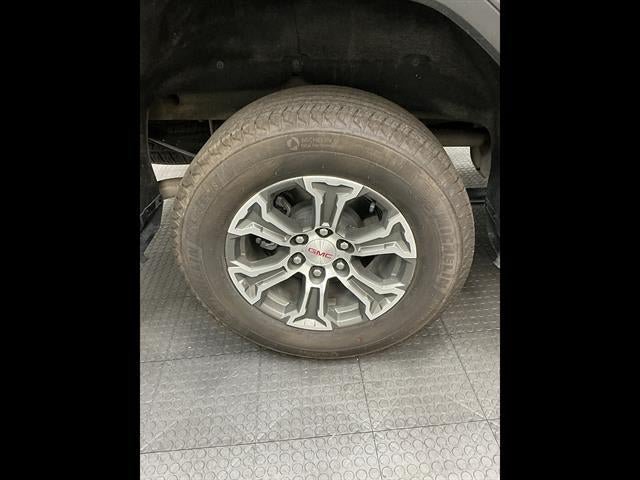 New 2026 GMC Sierra 1500 SLE w/ Preferred Package AWD/4WD image 38