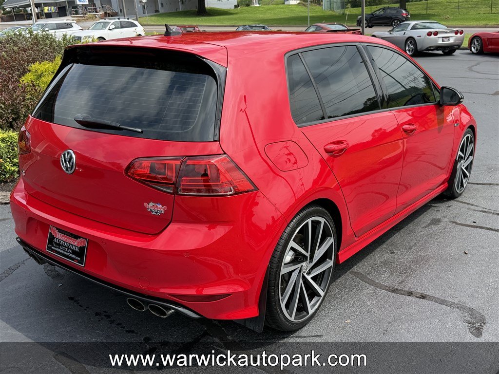 Used 2017 Volkswagen Golf R 4-Door AWD/4WD image 15