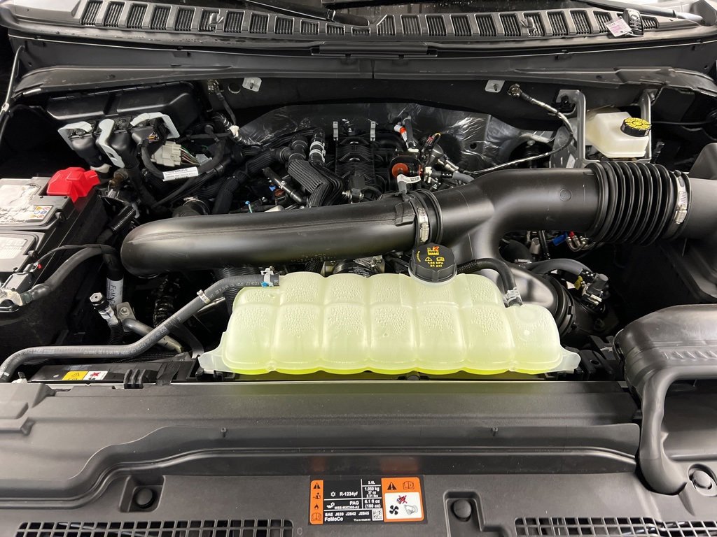 New 2025 Ford Expedition Active image 41