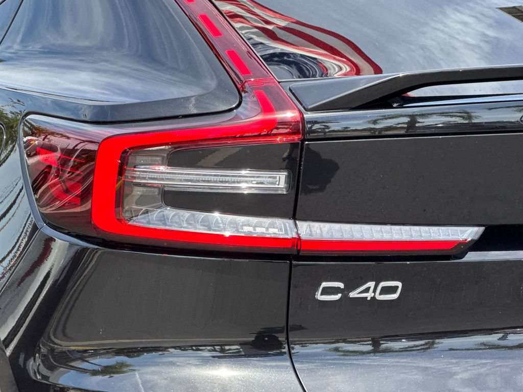 Certified 2023 Volvo C40 P8 Recharge Plus AWD/4WD image 25
