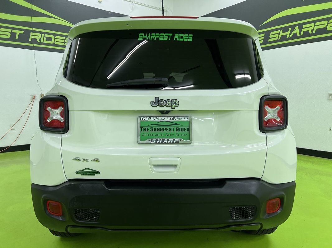 Used 2023 Jeep Renegade Latitude AWD/4WD image 8