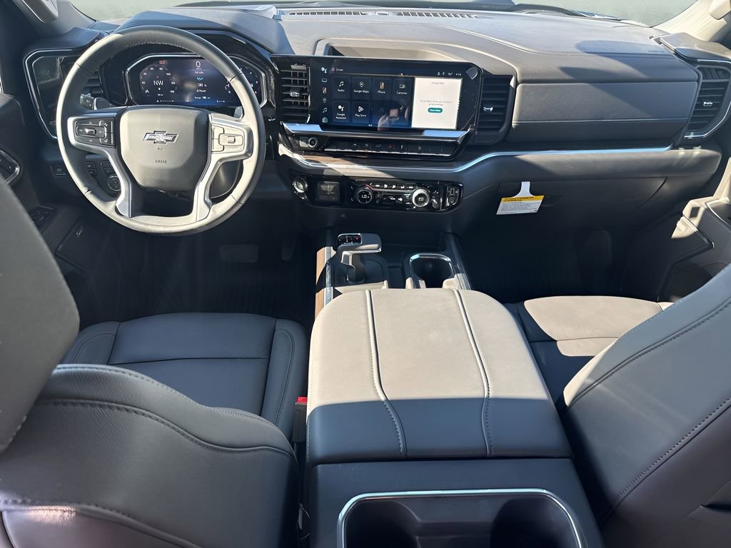 Used 2026 Chevrolet Silverado 1500 LT Trail Boss w/ Convenience Package II AWD/4WD image 14