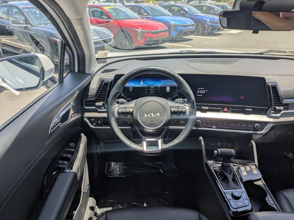 Used 2025 Kia Sportage SX FWD image 19