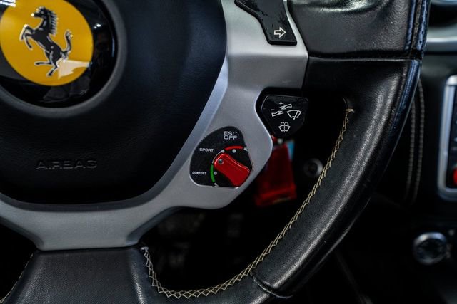 Used 2016 Ferrari California T RWD image 83