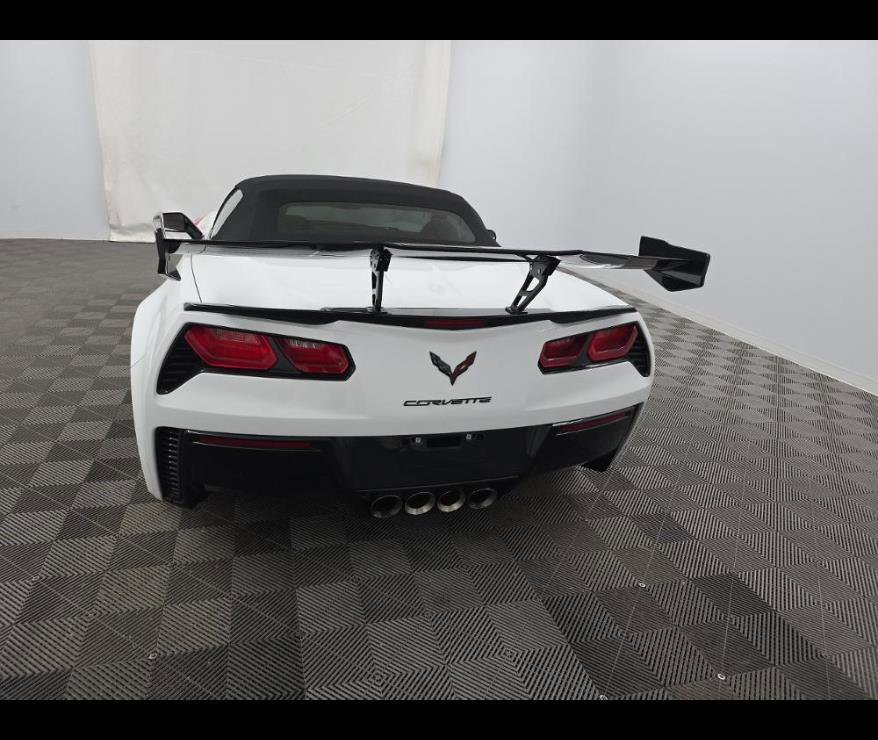 Used 2019 Chevrolet Corvette Grand Sport w/ Carbon Flash Badge Package image 9