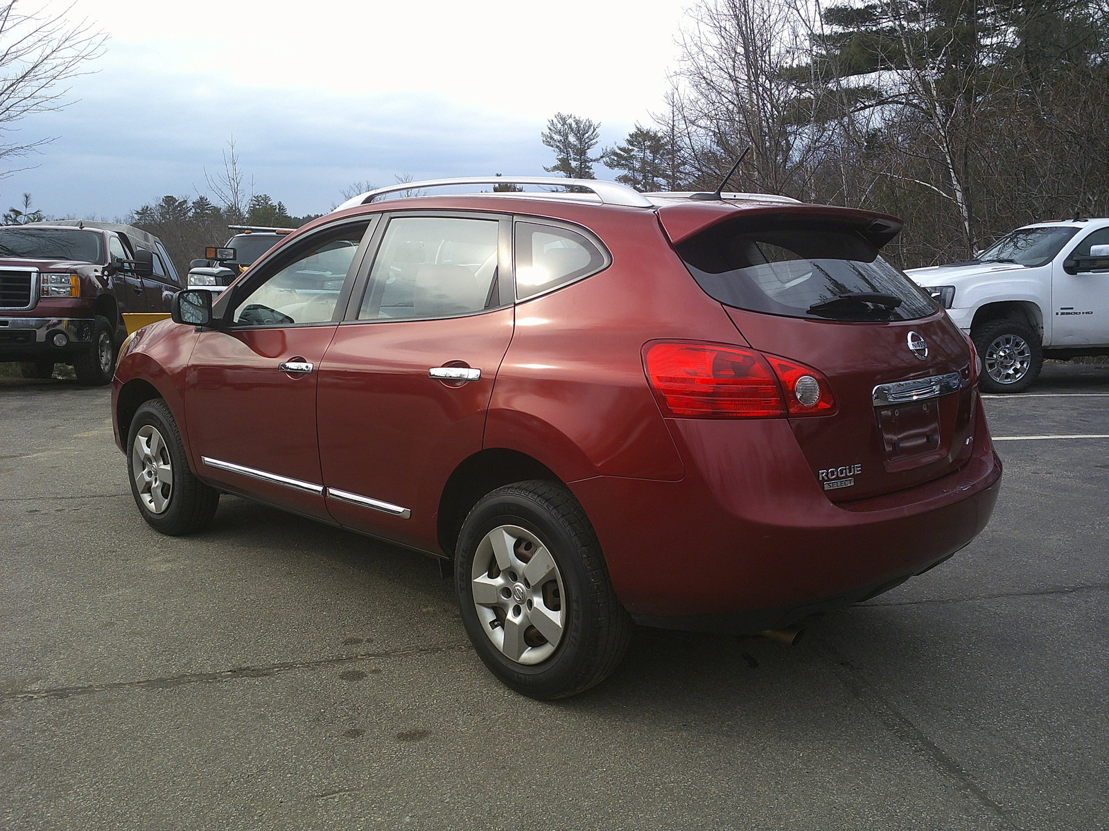 Used 2014 Nissan Rogue S w/ Convenience Package image 6