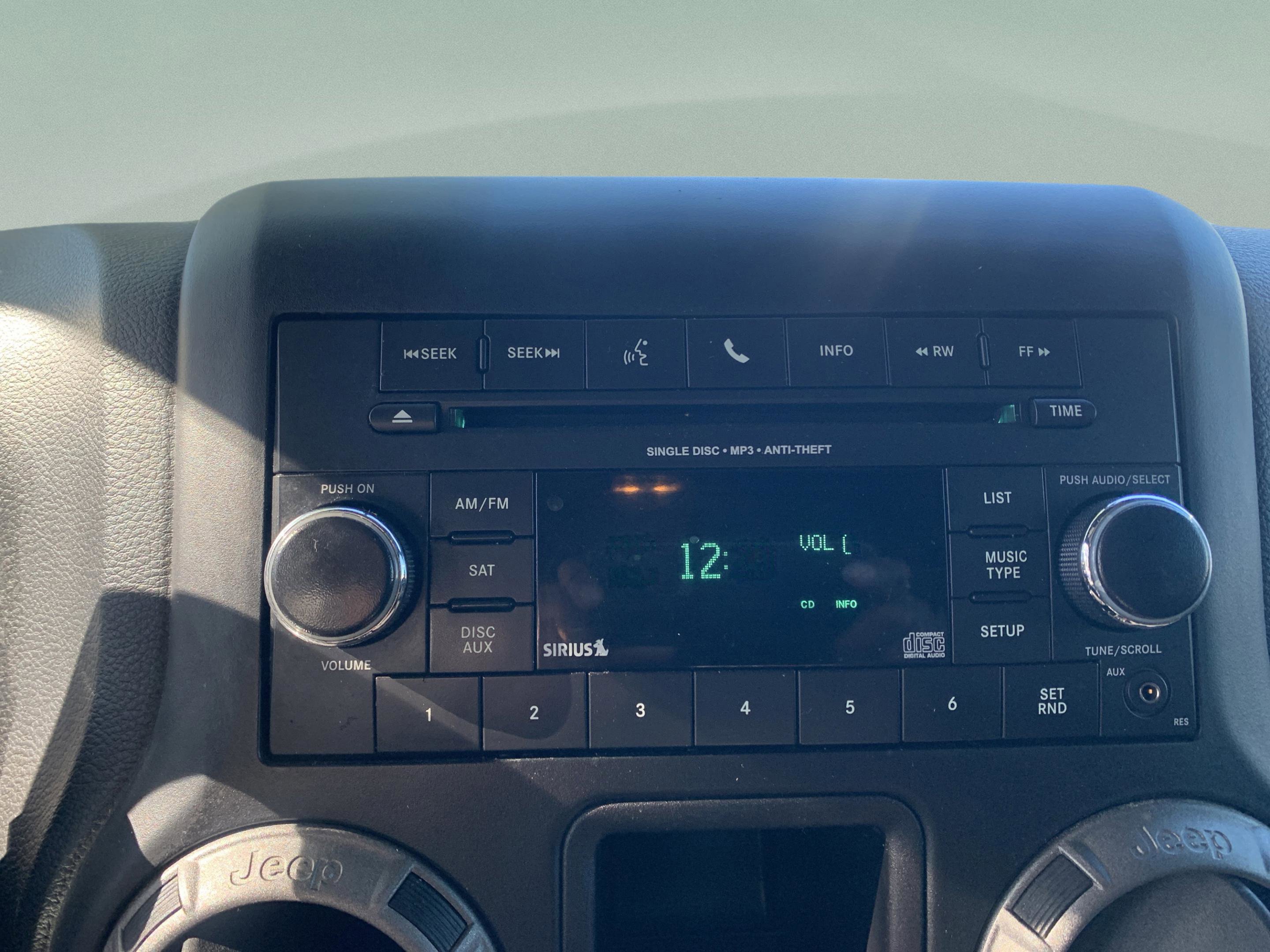 Used 2017 Jeep Wrangler Unlimited Sport w/ Connectivity Group image 15