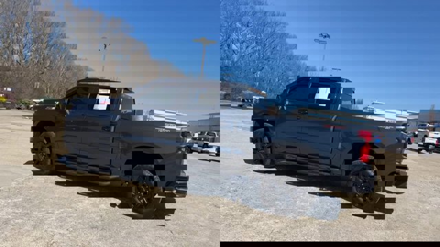 Used 2021 Chevrolet Silverado 1500 LT Trail Boss w/ Bed Protection Package image 6