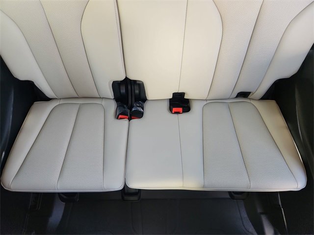 Used 2024 Hyundai Palisade Calligraphy image 36
