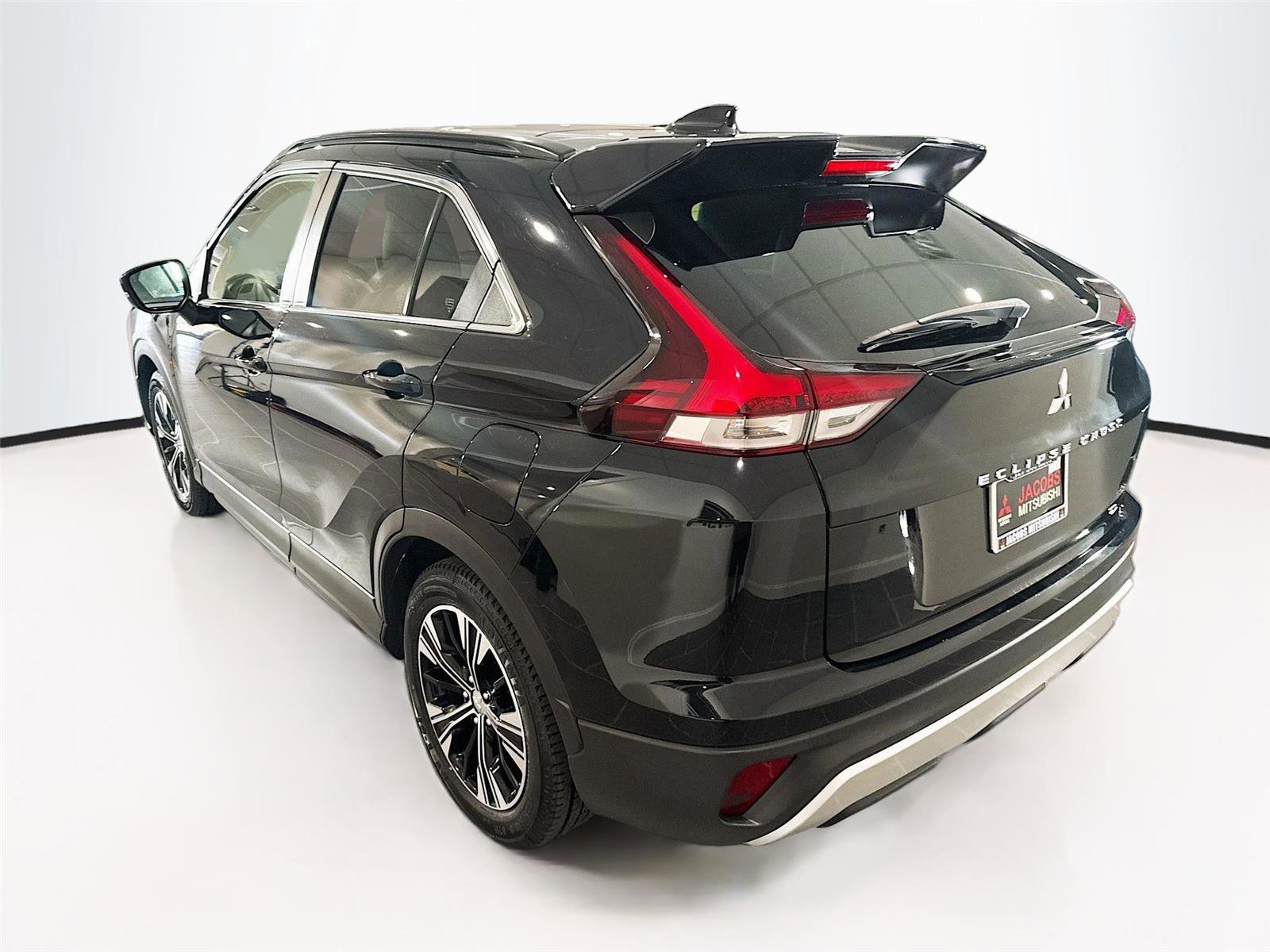 Used 2022 Mitsubishi Eclipse Cross SE image 29