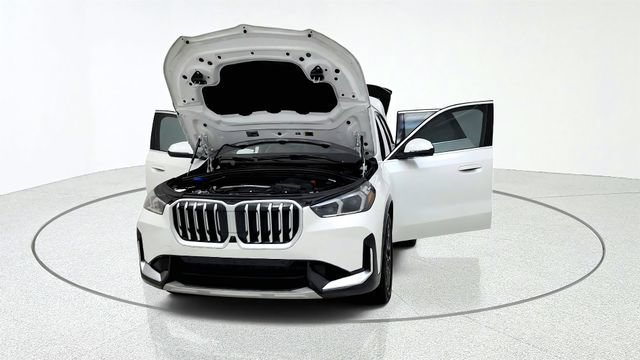 Used 2025 BMW X1 xDrive28i AWD/4WD image 13