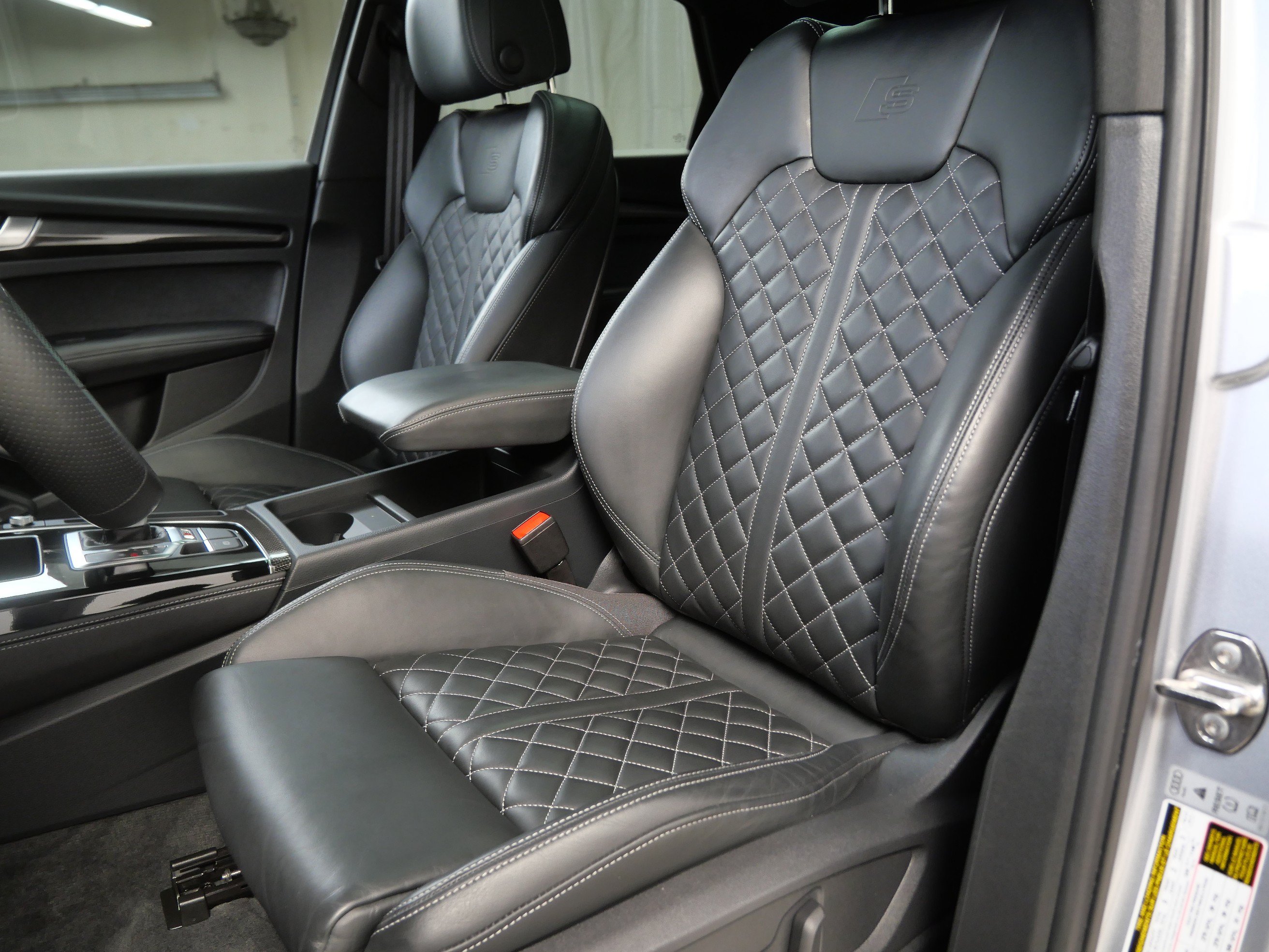 Used 2023 Audi SQ5 Premium Plus w/ Premium Plus Package AWD/4WD image 3