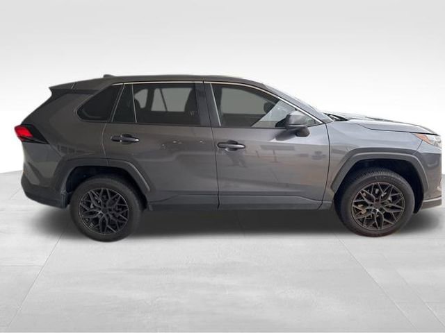 Used 2023 Toyota RAV4 LE image 5