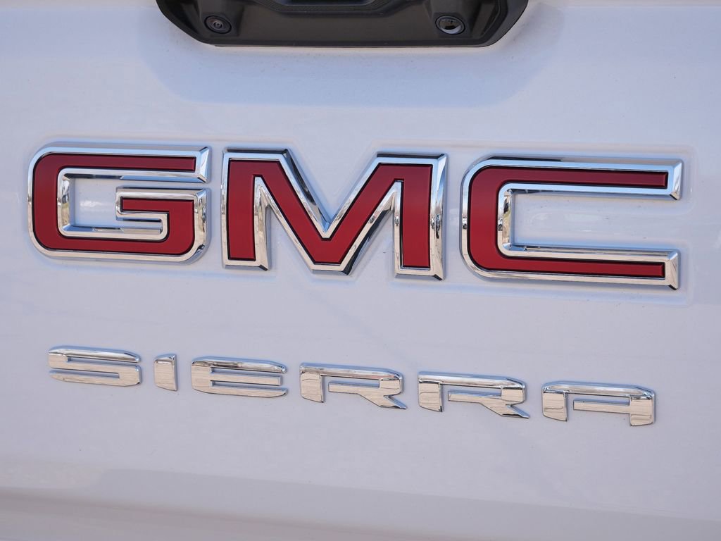 New 2026 GMC Sierra 1500 SLE image 13