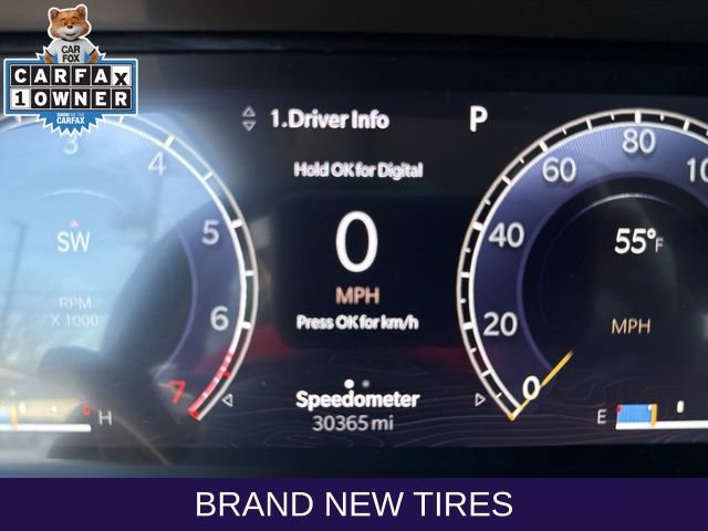 Used 2023 Jeep Grand Cherokee L Limited w/ Black Appearance Package image 13