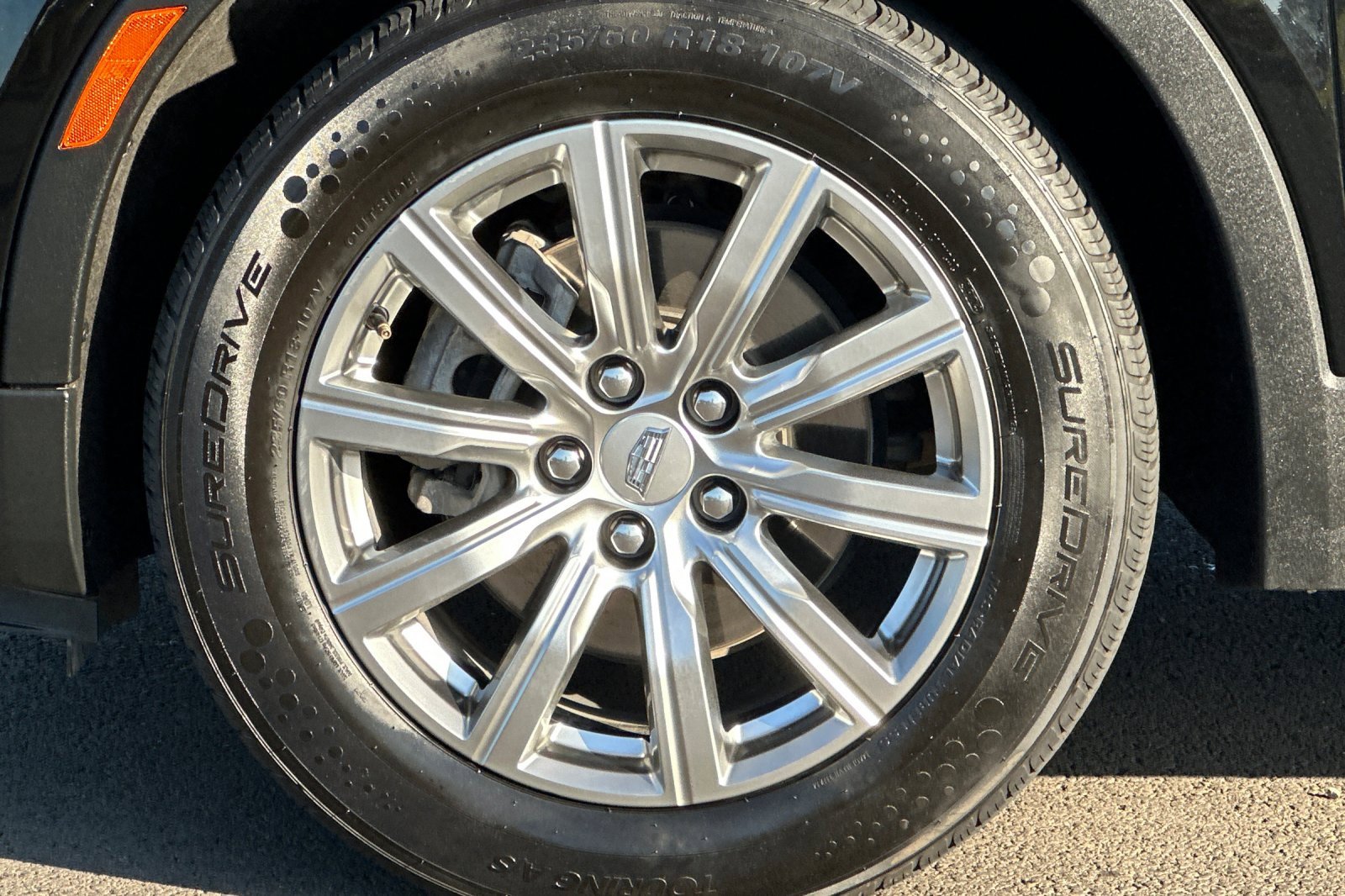 Used 2023 Cadillac XT4 Premium Luxury image 31