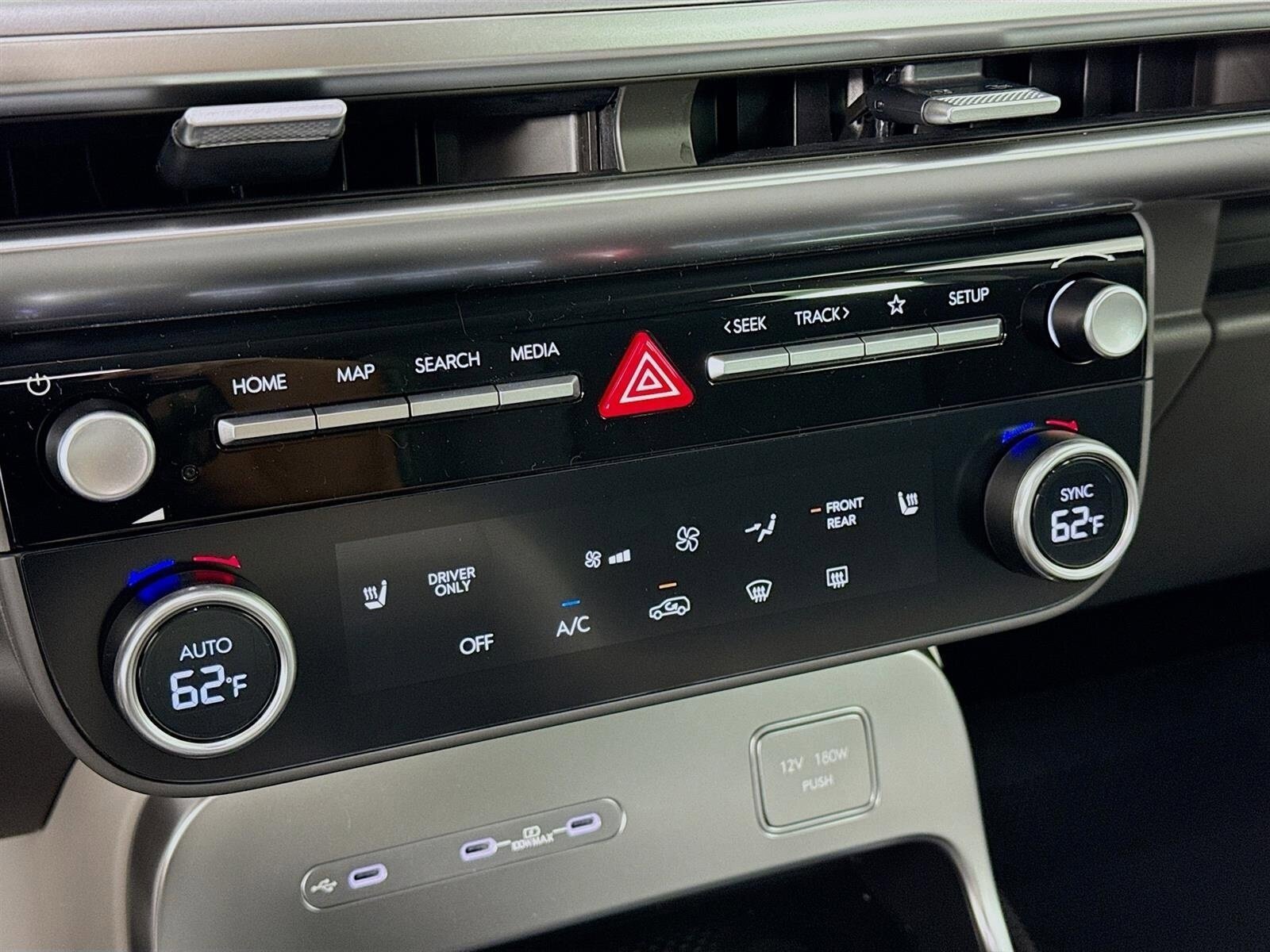 New 2026 Hyundai Ioniq 9 SE AWD/4WD image 17