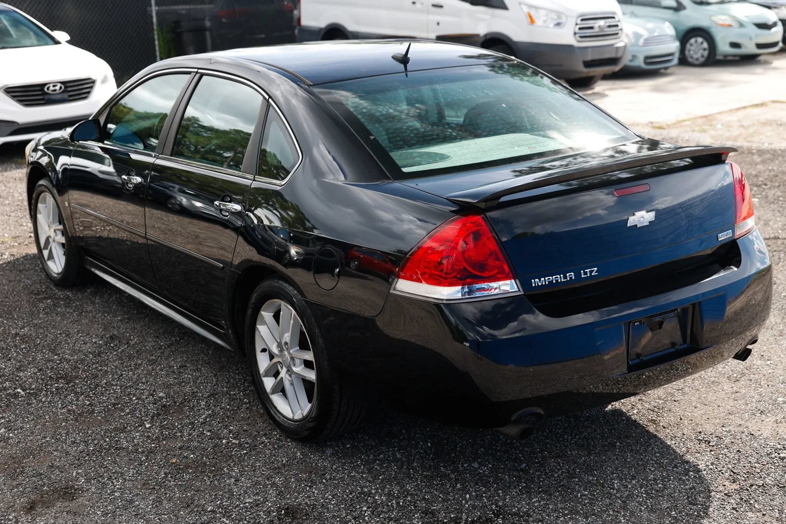 Used 2013 Chevrolet Impala LTZ FWD image 4