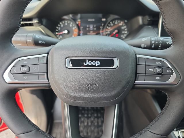 New 2026 Jeep Compass Latitude AWD/4WD image 32