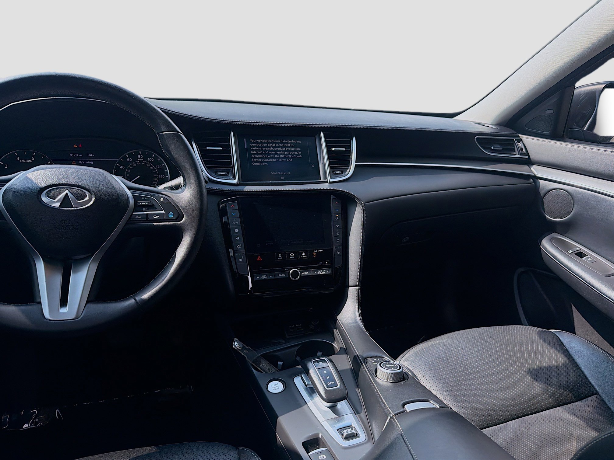 Used 2024 INFINITI QX50 Luxe w/ Accent Package FWD image 23