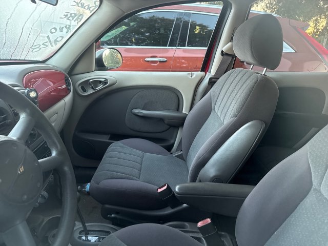 Used 2005 Chrysler PT Cruiser Touring FWD image 8
