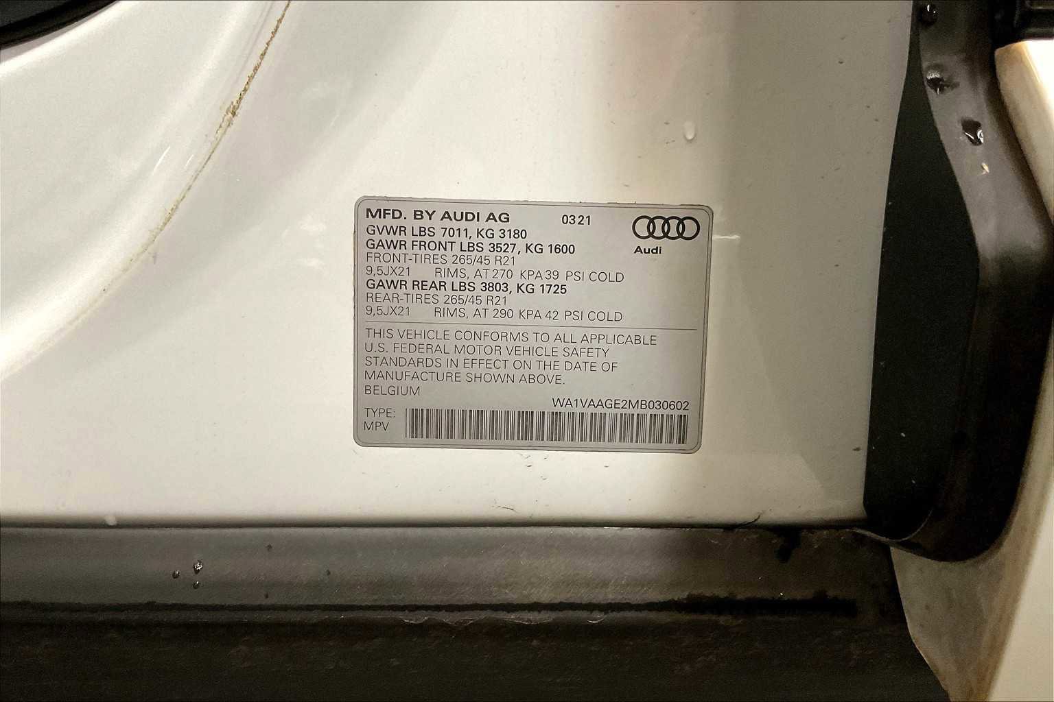 Certified 2021 Audi e-tron Prestige w/ Prestige Package image 36