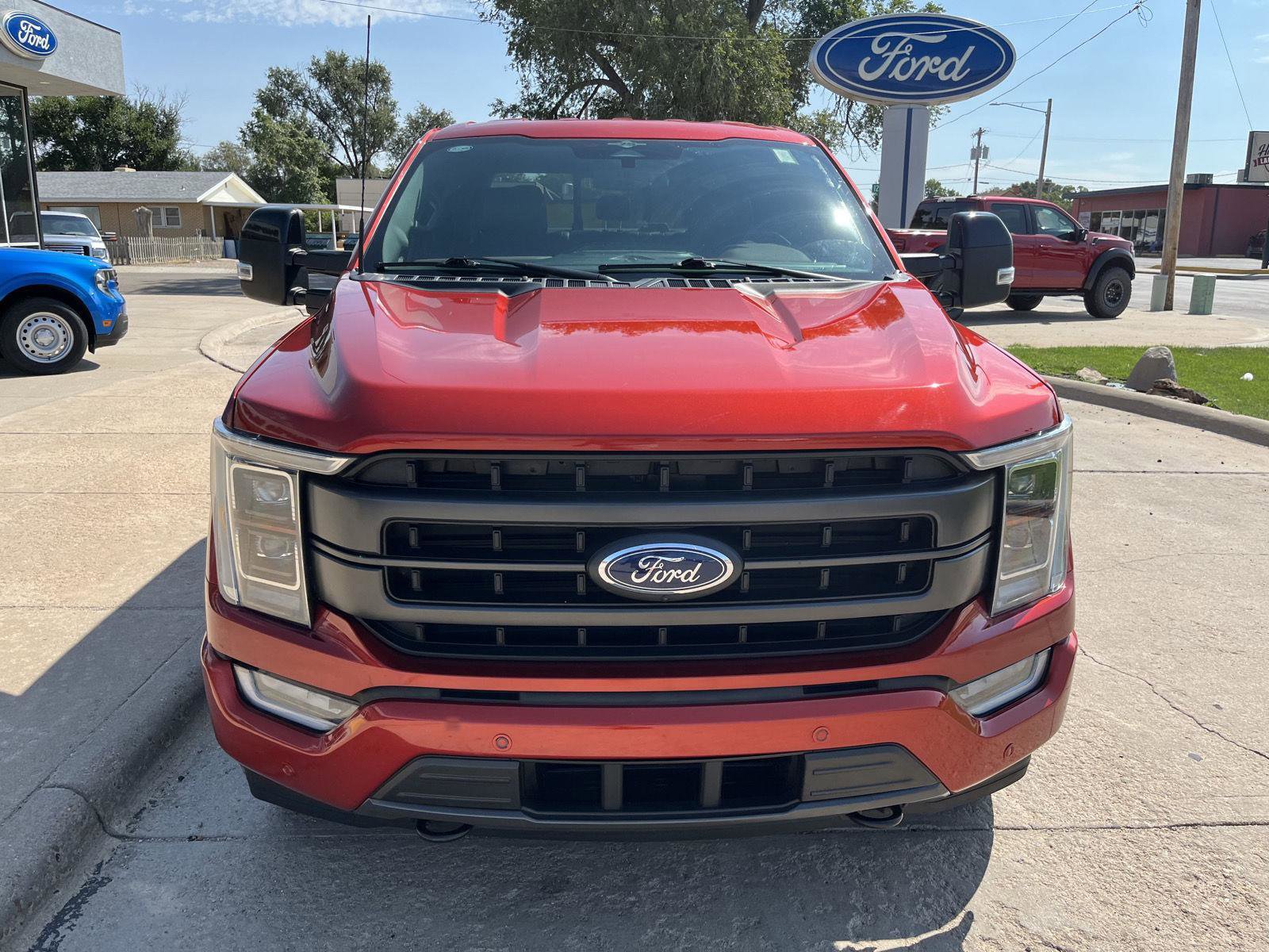 Used 2023 Ford F150 Lariat w/ Equipment Group 502A High image 3