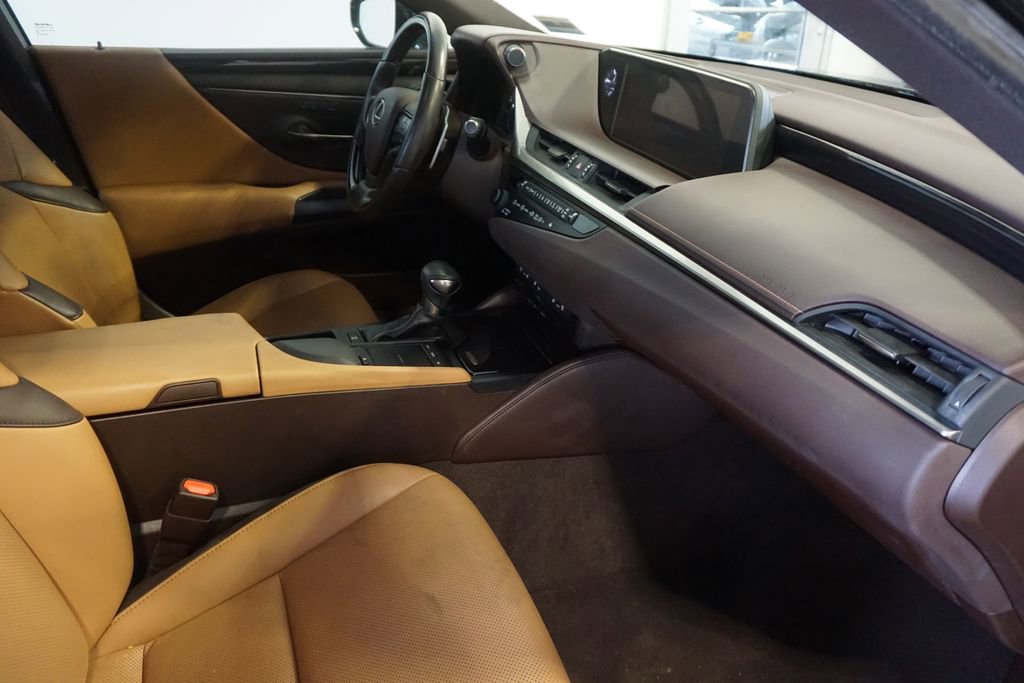 Used 2019 Lexus ES 350 image 23
