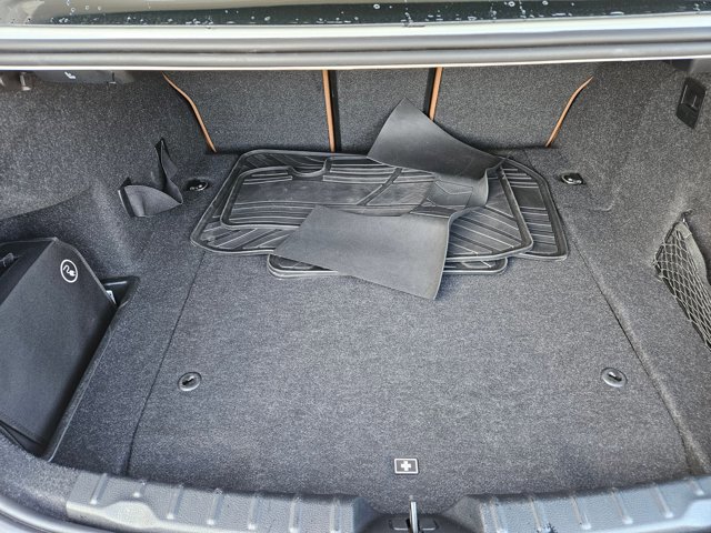 Used 2017 BMW 330e image 17