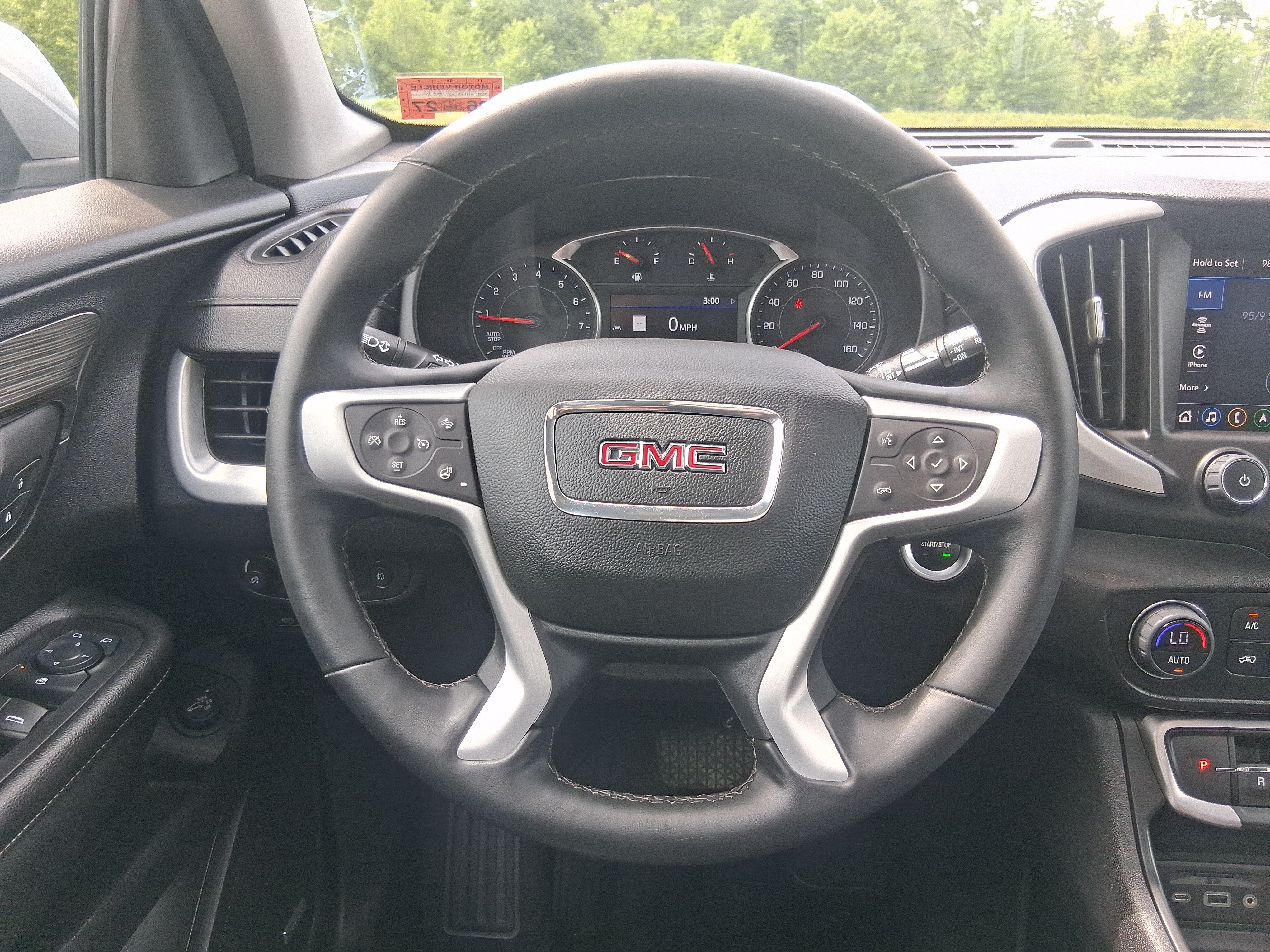 Used 2024 GMC Terrain SLT w/ Infotainment Package II AWD/4WD image 21