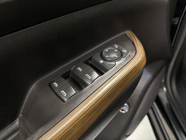 Used 2020 GMC Acadia SLE w/ Driver Convenience Package AWD/4WD image 12