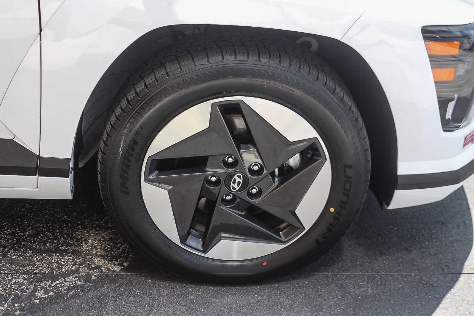 Certified 2024 Hyundai Kona SEL FWD image 12