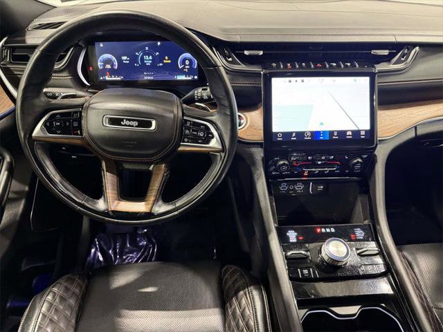 Certified 2022 Jeep Grand Cherokee Summit image 16