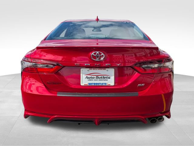 Used 2023 Toyota Camry SE FWD image 7