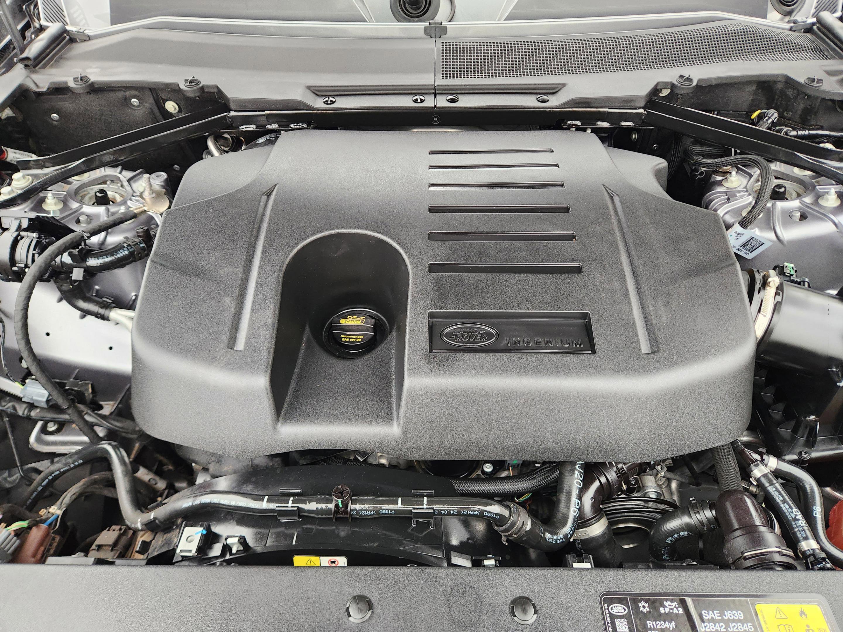 Certified 2023 Land Rover Defender 110 SE AWD/4WD image 28