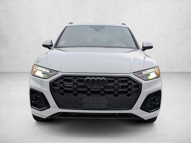 Used 2024 Audi Q5 e Premium Plus image 2