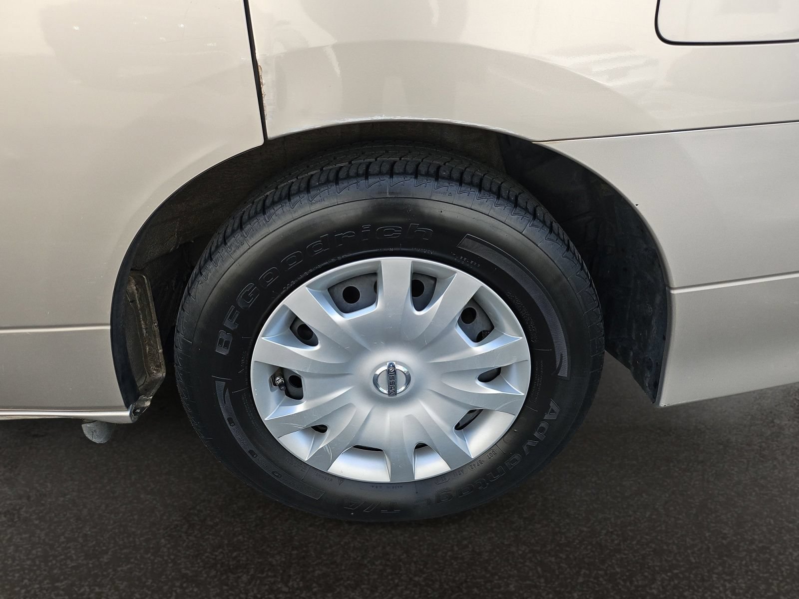 Used 2012 Nissan Quest S FWD image 43