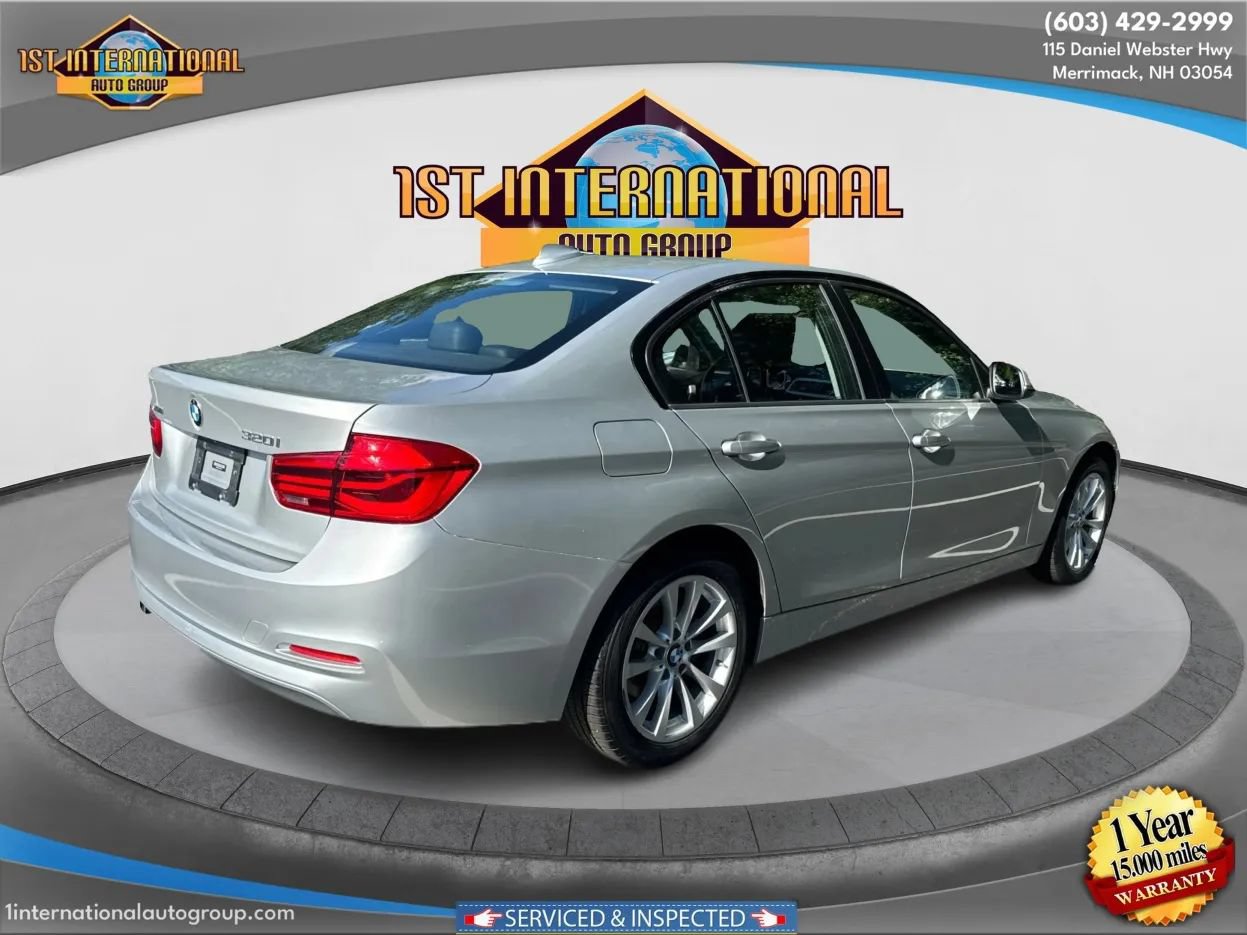 Used 2018 BMW 320i xDrive Sedan w/ Premium Package AWD/4WD image 9