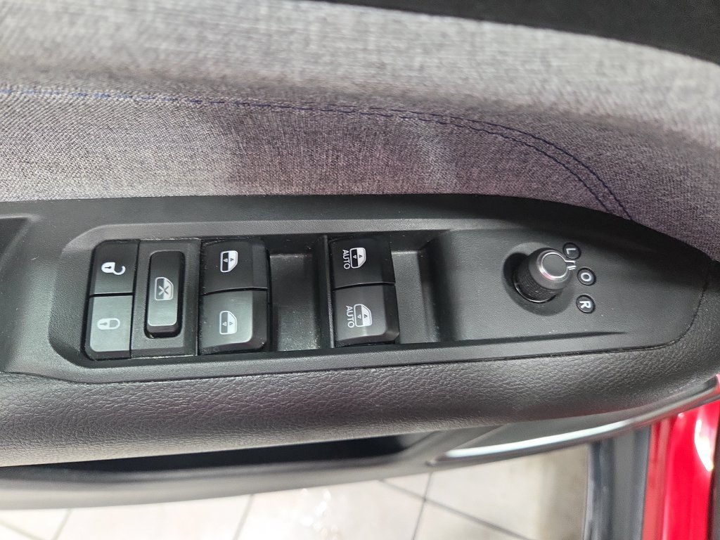 Used 2024 Jeep Compass Sport AWD/4WD image 26