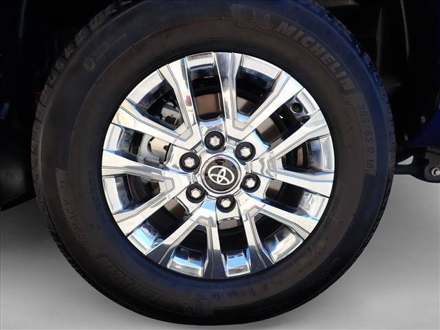 Certified 2025 Toyota Tacoma Limited AWD/4WD image 7