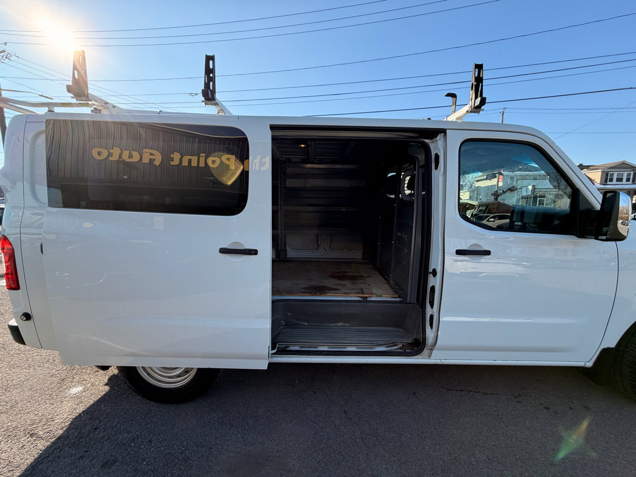 Used 2020 Nissan NV 3500 S image 15