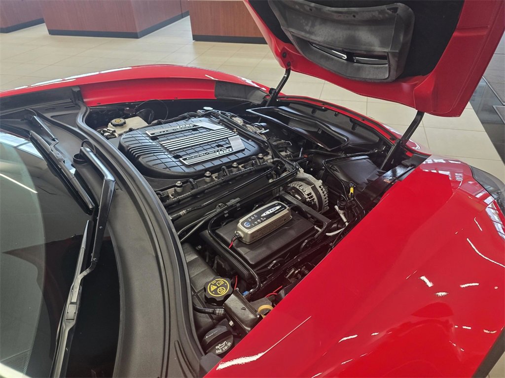 Used 2015 Chevrolet Corvette Z06 w/ 3LZ Preferred Equipment Group image 15